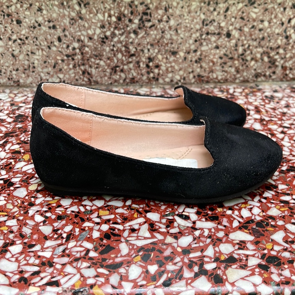 Girls flats size 11